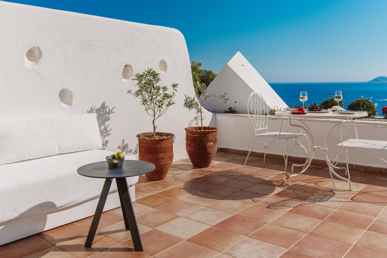 Kalkan Han Hotel Bagian luar foto