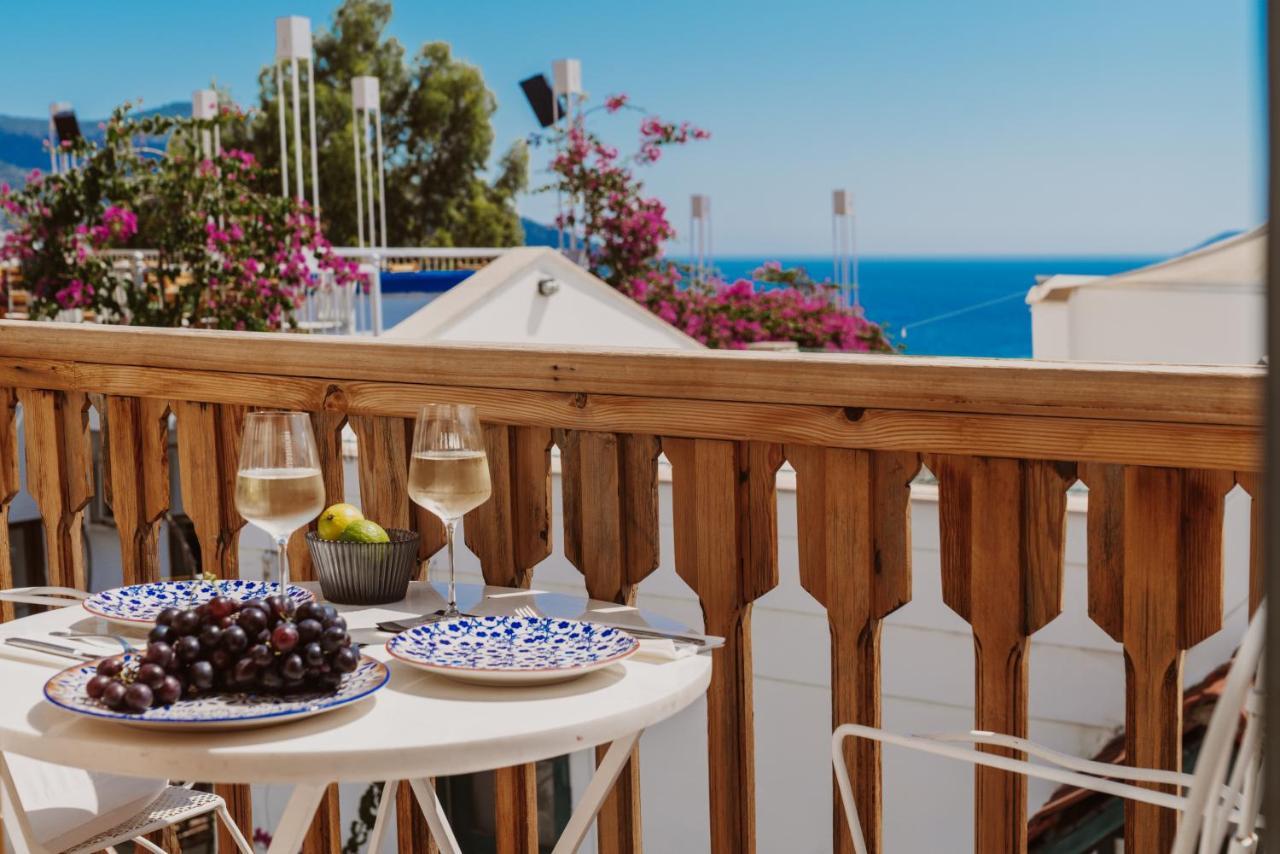 Kalkan Han Hotel Bagian luar foto
